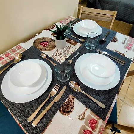 Duplex Elegant Apartment Genoves
