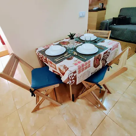 Duplex Elegant Apartment Genoves